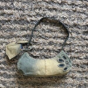 Paris Blues Stylish Women's Jean Bag with Embroidered Art and Matching Pouch